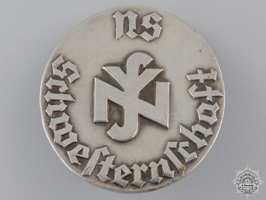 a_second_war_german_nurses_badge_in800_silver_a_second_war_ger_54c11edabf66b