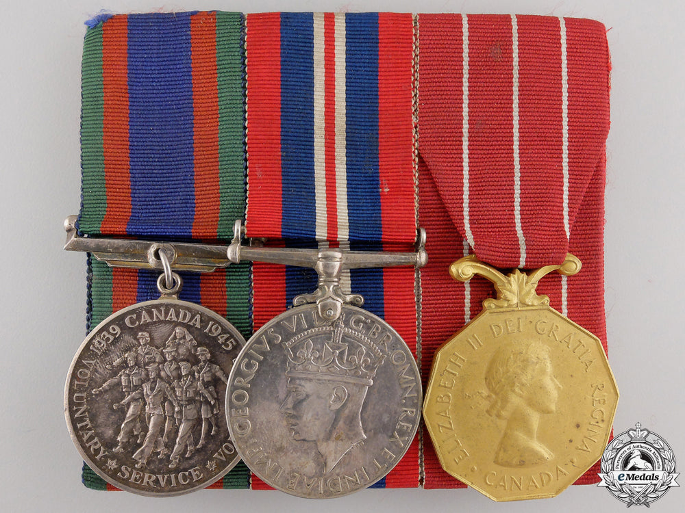a_second_war_group_of_three_awards_a_second_war_gro_5575a948580be