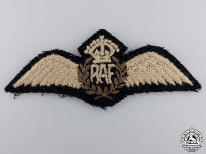 a_second_war_royal_air_force(_raf)_wings_a_second_war_roy_559ed8c235240