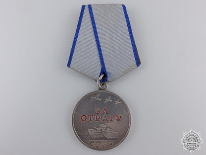 a_second_war_soviet_medal_for_bravery;_type_ii_a_second_war_sov_54cfe82b93701