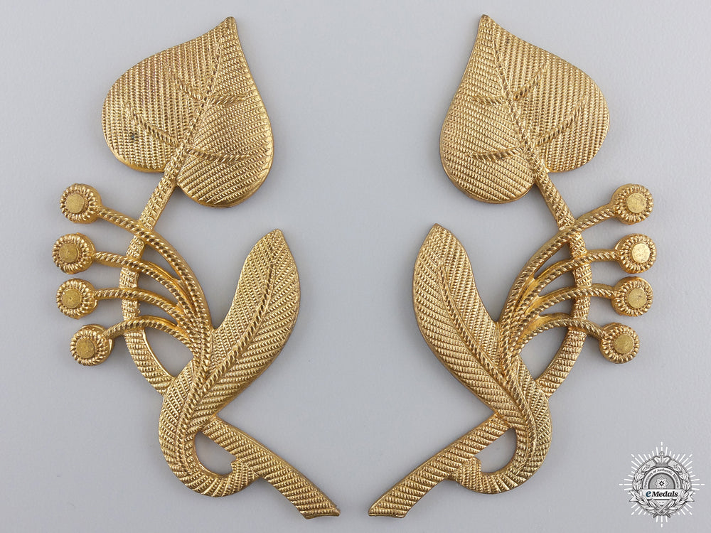 a_set_of_czechoslovakian_army_general's_collar_insignia_a_set_of_czechos_54cfdf740c095