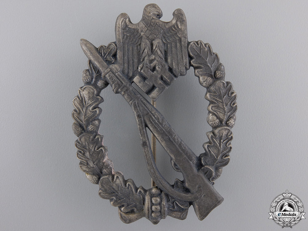 a_silver_grade_infantry_badge_by_gr.&_co.__a_silver_grade__55106594d945a