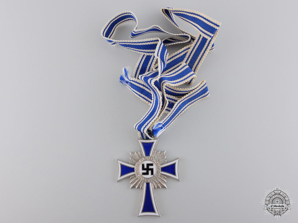 a_silver_grade_mother's_cross_a_silver_grade_m_5470ddc313de9