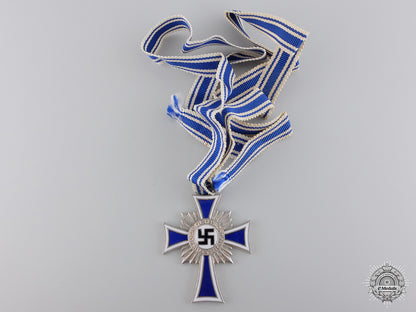 a_silver_grade_mother's_cross_a_silver_grade_m_5470ddc313de9