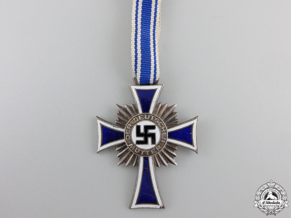 a_silver_grade_mother's_cross_a_silver_grade_m_55a6abef3b2a7