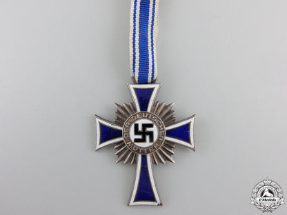 a_silver_grade_mother's_cross_a_silver_grade_m_55a6abef3b2a7
