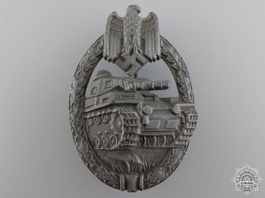 a_silver_grade_tank_badge_by_karl_wurster_a_silver_grade_t_54932763a4f6e