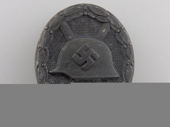 A Silver Grade Wound Badge By Klein & Quenzer