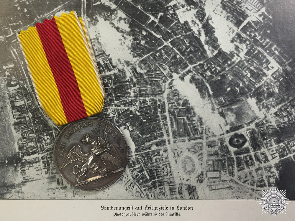 a_first_war_silver_karl_friedrich_military_merit_medal_for_bombing_london_a_silver_karl_fr_547781de28389