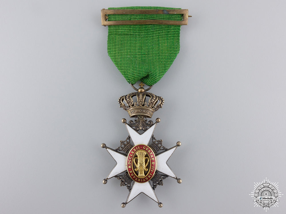 a_swedish_order_of_vasa;_knight's_badge_a_swedish_order__54c93dca0eb6e