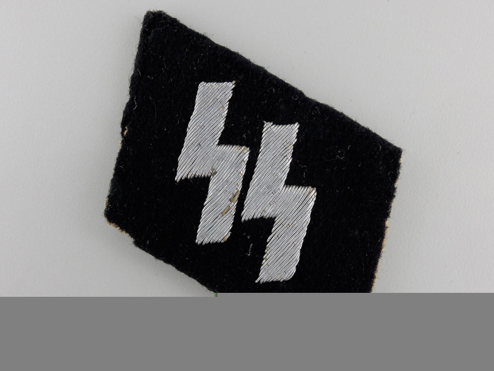 a_tunic_removed_officer's_ss_collar_tab;_rzm_tagged_a_tunic_removed__55bf9330ce42e