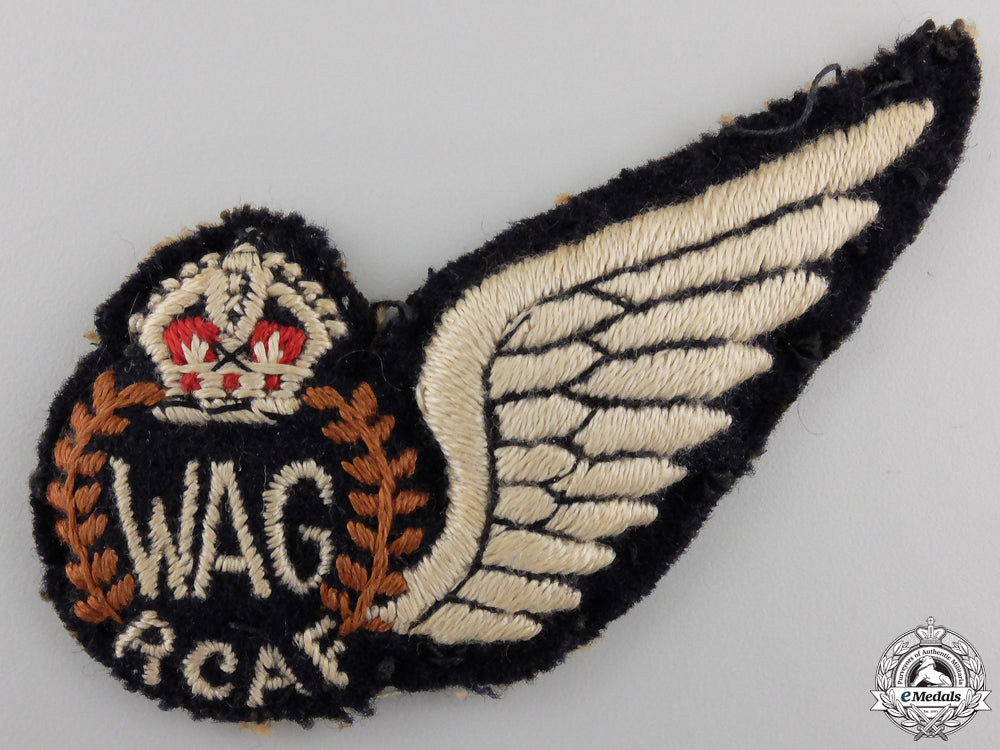 a_uniform_removed_rcaf_wireless_air_gunner's_wing_a_uniform_remove_556f2fa6741e3