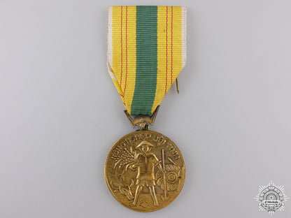 a_vietnamese_agricultural_service_medal;1_st_class_a_vietnamese_agr_54fdd100e71c6
