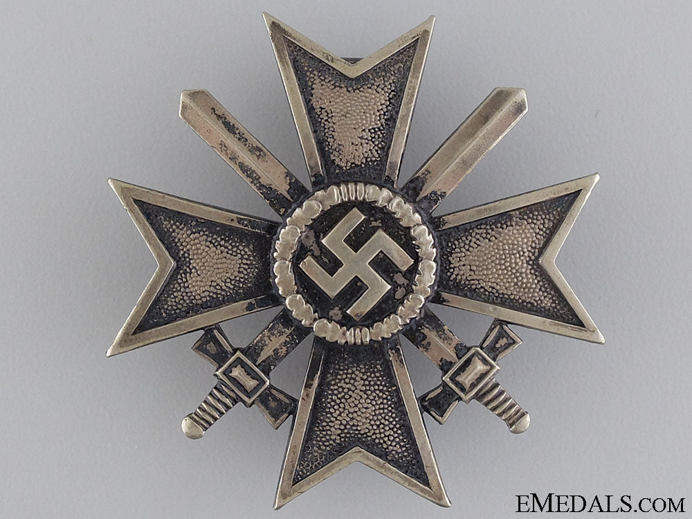 a_war_merit_cross;1_st_class_by_julius_bauer_söhne_a_war_merit_cros_543eb29979d34