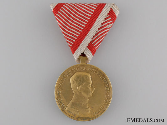 a_wwi_period_golden_bravery_medal;_emperor_karl_a_wwi_period_gol_53d694eb57ab1