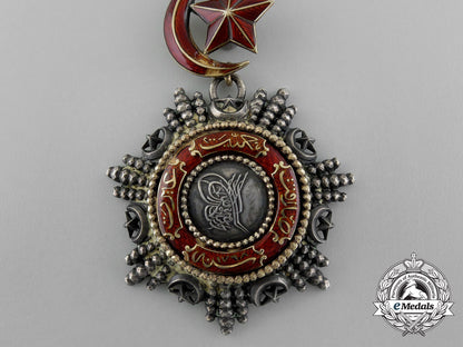 a_fine_german_made_order_of_medjidie(_mecidiye);5_th_class_knight_breast_badge_aa_0434