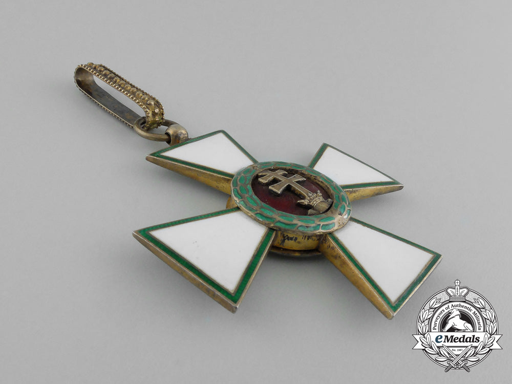 a_hungarian_order_of_merit;_commander's_set_with_case_aa_0496