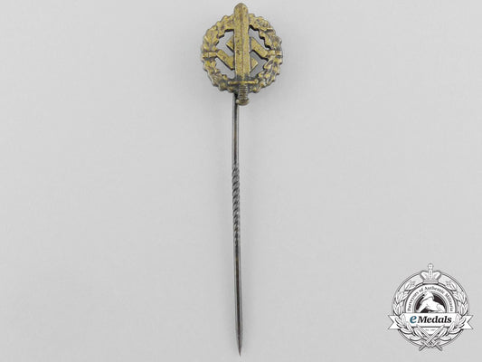 a_miniature_gold_grade_sa_sports_badge_stick_pin_aa_0614_1