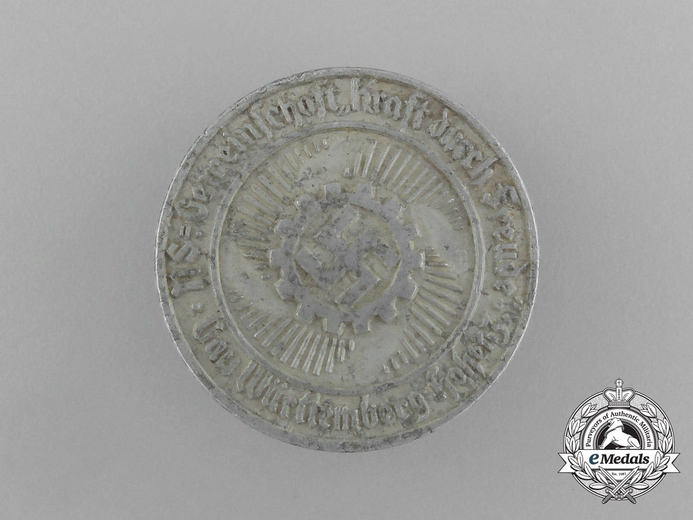 a_kdf_region_würtemberg_national_socialist_community_badge_by_mayer&_wilhelm_aa_0656_1