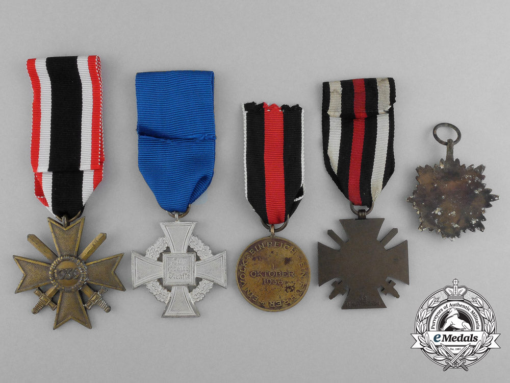 a_grouping_of_five_second_war_german_medals,_awards,_and_decorations_aa_0708