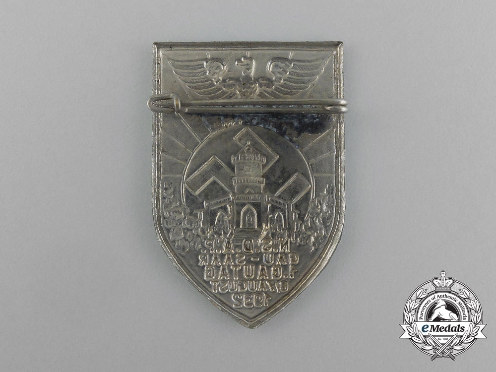 a1932_nsdap_saar_region1_st_council_day_badge_aa_0789