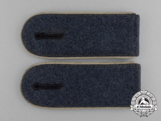 a_mint_and_unissued_pair_of_luftwaffe_hermann_goering_division_em’s_shoulder_boards_aa_0852