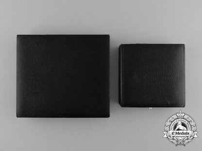 a_lot_of_two_second_war_german_awards/_decorations_boxes_aa_0856