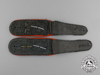 a_pair_of_wehrmacht_military_police_oberwachtmeister_rank_shoulder_boards_aa_0972_2