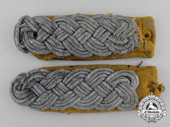 A Set Of Uniform Removed Luftwaffe Major's Flight Shoulder Board Pair