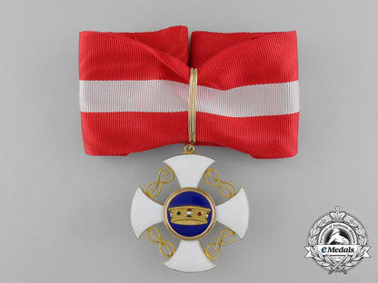 an_order_of_the_crown_of_italy_in_gold,_commander_aa_1057