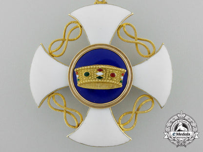 an_order_of_the_crown_of_italy_in_gold,_commander_aa_1058