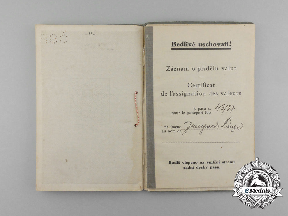 a1938_czechoslovakian_passport_with_german_customs_service_photos_aa_1263