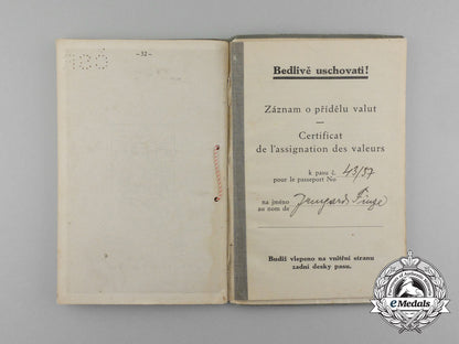 a1938_czechoslovakian_passport_with_german_customs_service_photos_aa_1263