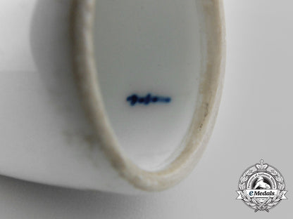 united_kingdom._a_waterloo_period_king's_german_legion_porcelain_pipe_head_aa_1314