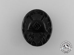 A Mint Second War German Black Grade Wound Badge In Its Original Ldo Case Of Issue