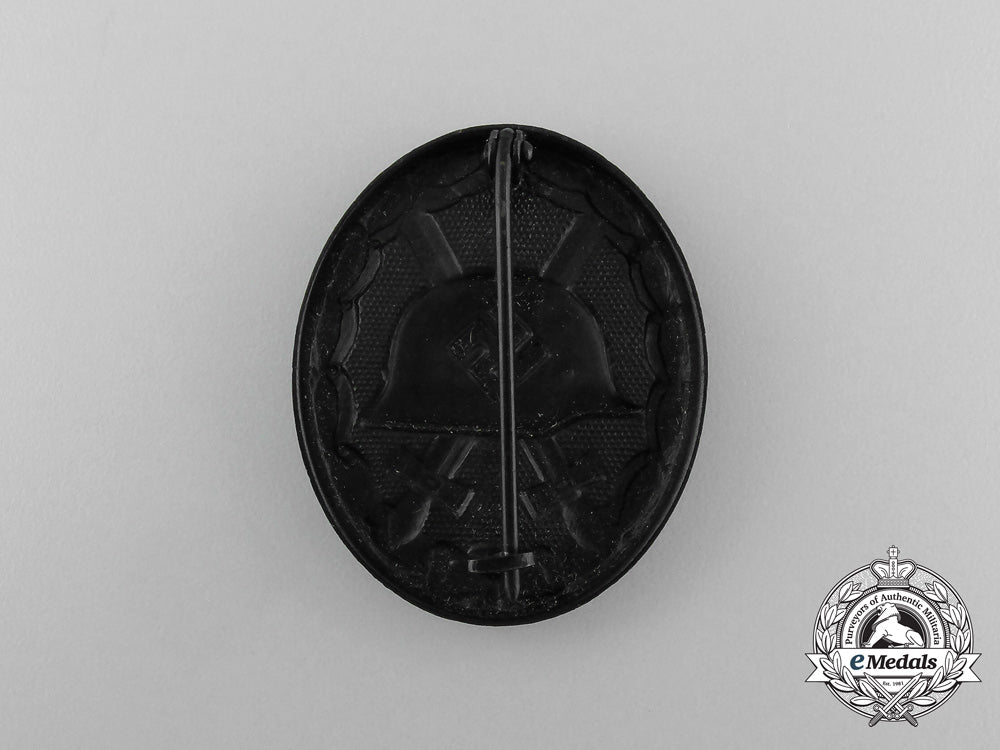 a_mint_second_war_german_black_grade_wound_badge_in_its_original_ldo_case_of_issue_aa_1339
