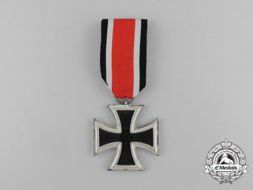 a_mint_iron_cross1939_second_class_aa_1389