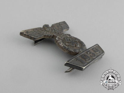 a_clasp_to_the_iron_cross1939_second_class;_type_ii_aa_1397