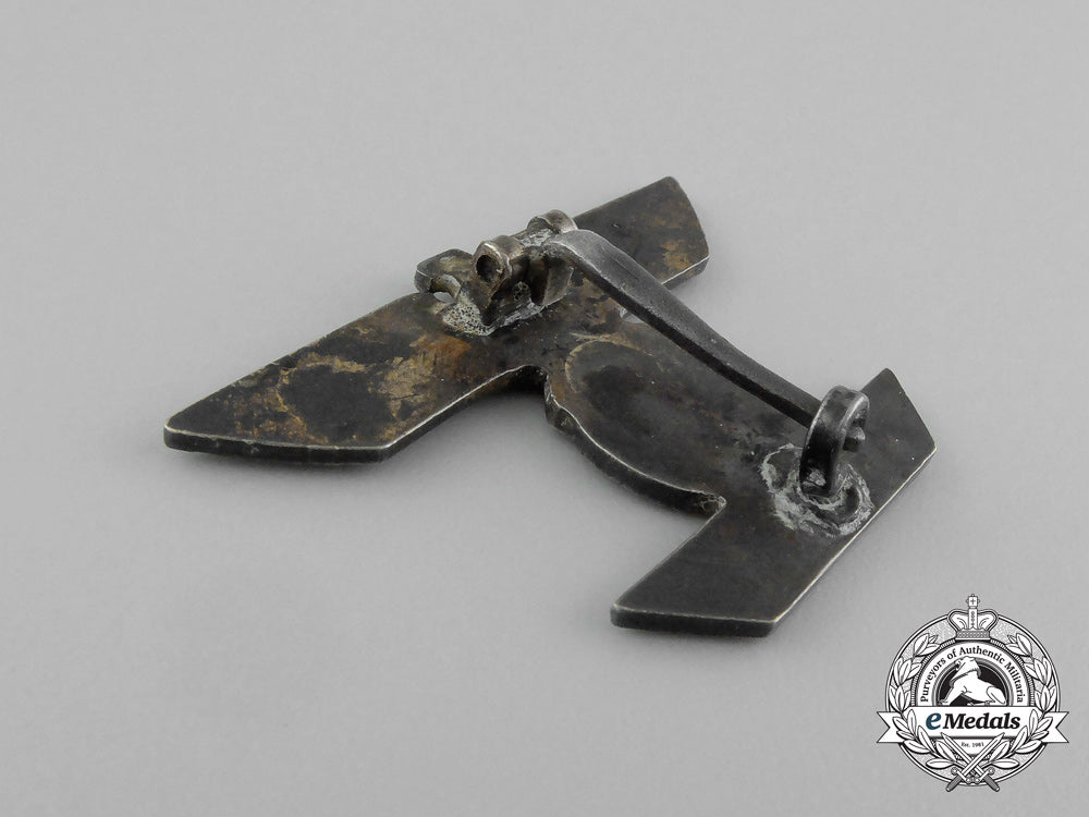 a_fine_quality_clasp_to_the_iron_cross1939_first_class;_type_ii_aa_1402