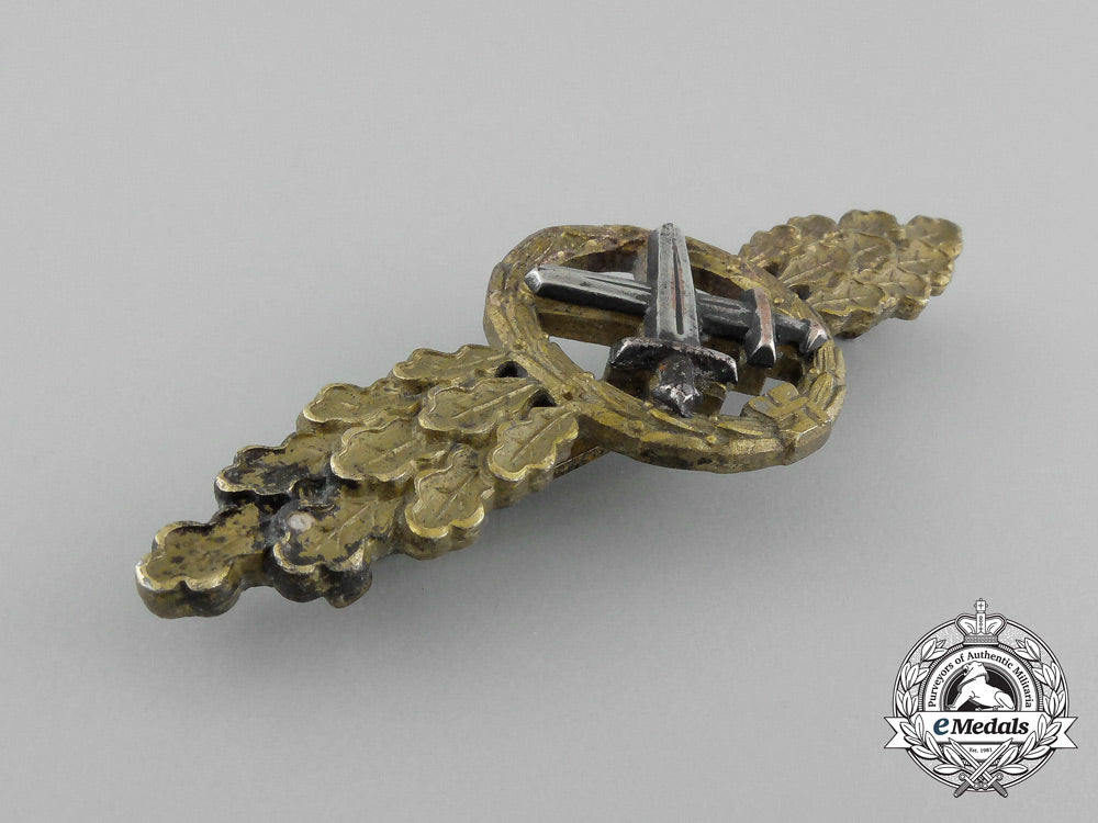 a_gold_grade_luftwaffe_front_flying_clasp_to_air_to_ground_support_by_g._h_osang_aa_1408