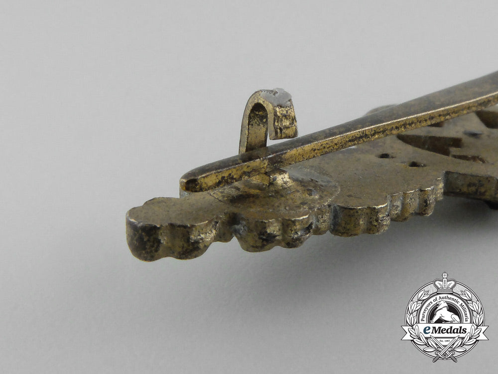 a_gold_grade_luftwaffe_front_flying_clasp_to_air_to_ground_support_by_g._h_osang_aa_1410