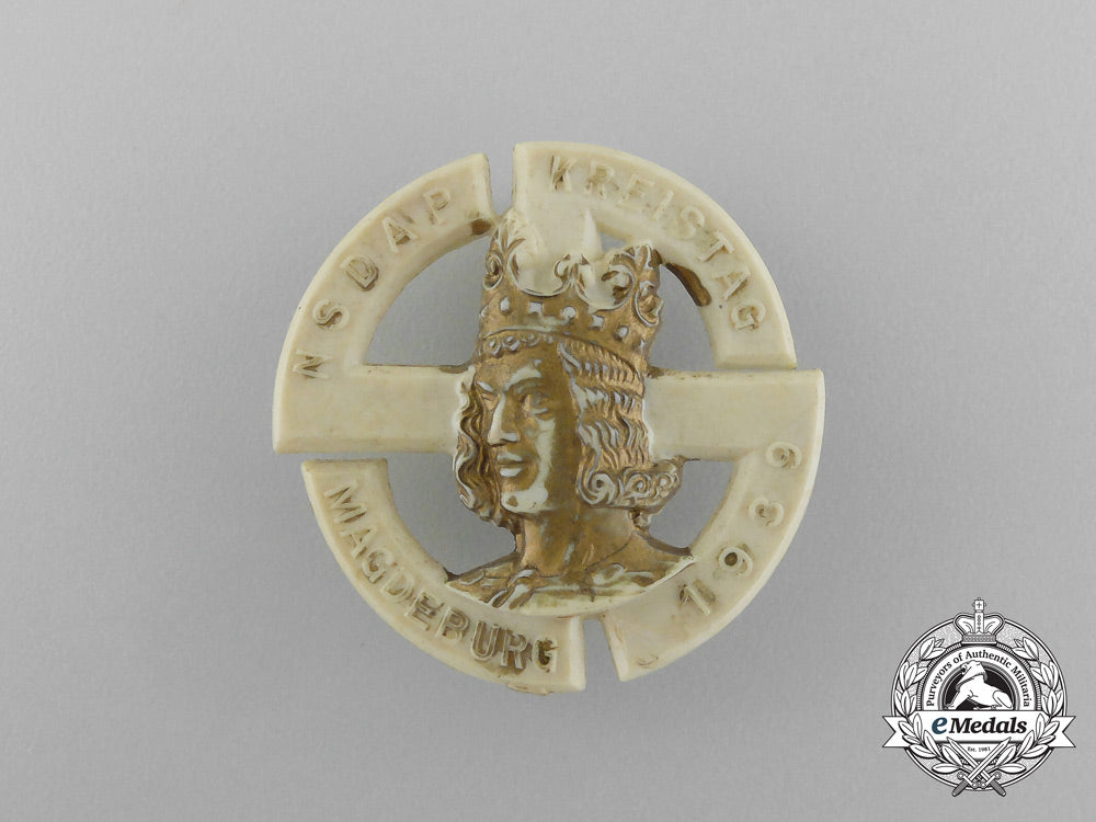 a1939_nsdap_magdeburg_district_council_day_badge_aa_1476