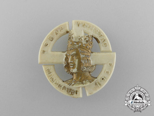 a1939_nsdap_magdeburg_district_council_day_badge_aa_1476