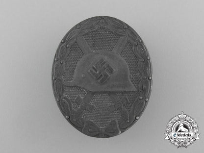 a_second_war_german_silver_grade_wound_badge_by_klein&_quenzer_aa_1485