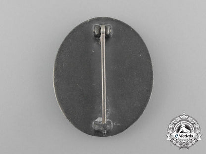 a_second_war_german_silver_grade_wound_badge_by_klein&_quenzer_aa_1486