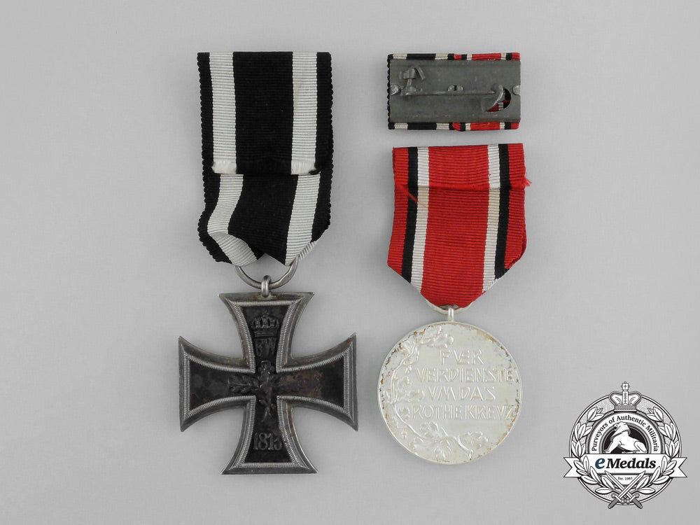 a_first_war_iron_cross1914&_prussian_red_cross_medal_pair_aa_1516