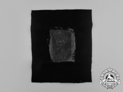 a_set_of_eleven_second_war_insignia_attributed_to_military_cross_recipient_aa_1551