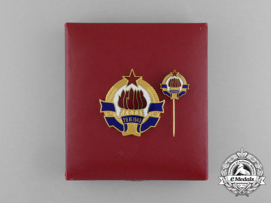 a_yugoslavian_civilian_border_patrol_award_with_miniature&_case_aa_1641