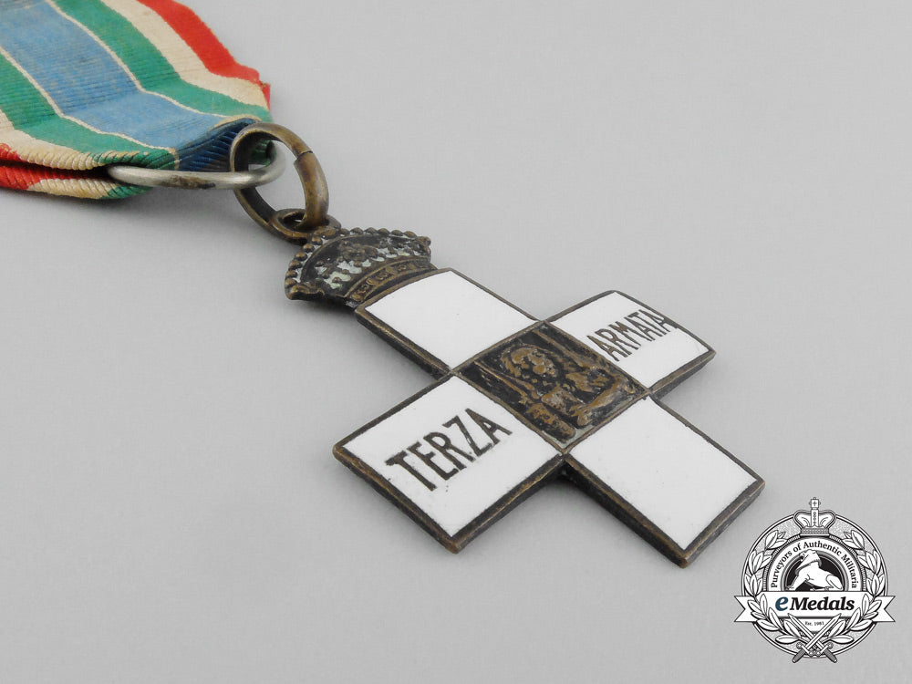 an_italian3_rd_army_commemorative_cross;_silver_grade_aa_1945