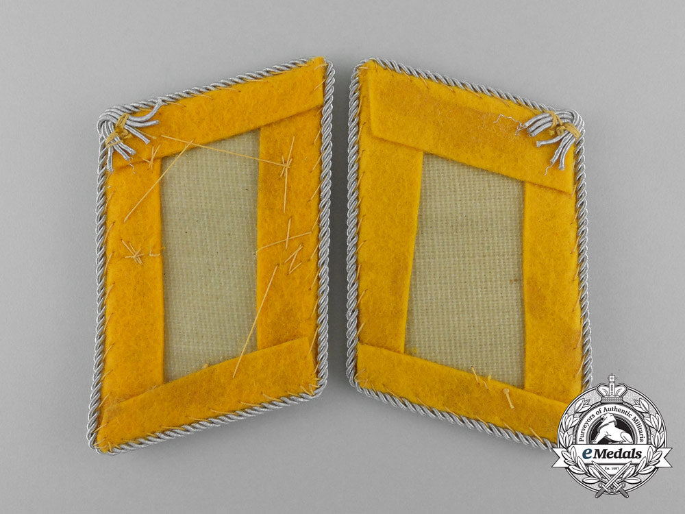 germany,_luftwaffe._a_mint_and_unissued_set_of_flight/_paratrooper_oberstleutnant_rank_collar_tabs_aa_2036